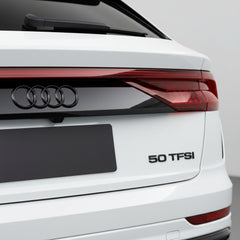 Emblemă Audi 50 TFSI pentru portbagaj / haion, Negru Lucios