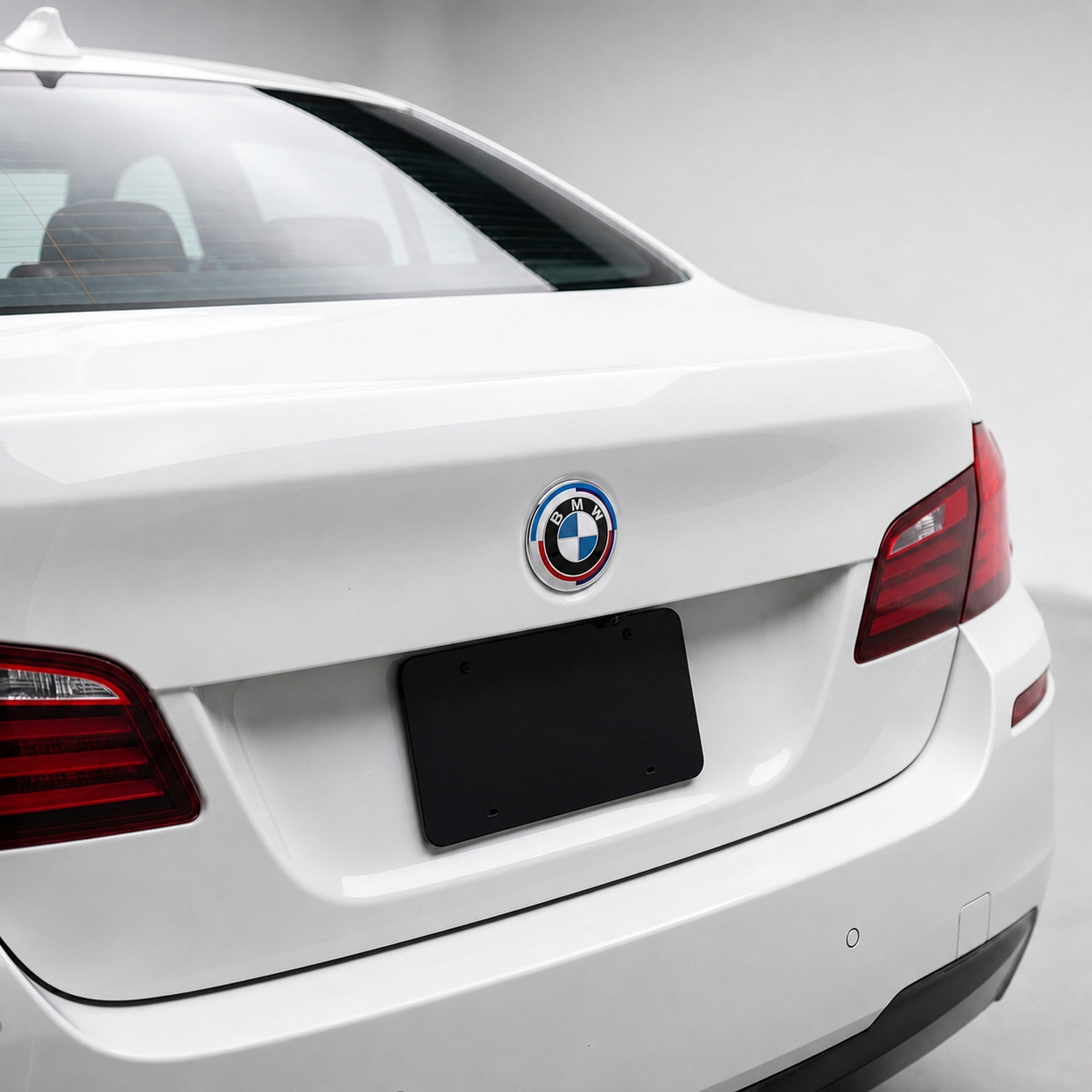Emblema BMW 82mm 2 gauri