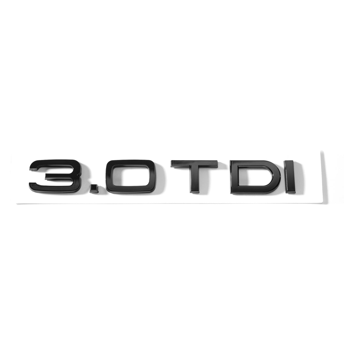 Emblemă Audi 3.0 TDI pentru portbagaj / haion, Negru Lucios