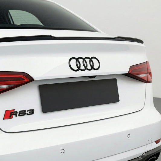Emblemă Audi RS3 pentru portbagaj / haion, Negru Lucios
