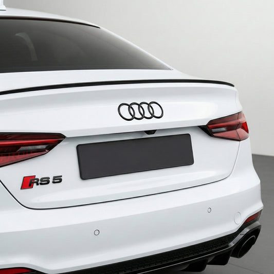 Emblemă Audi RS5 pentru portbagaj / haion, Negru Lucios
