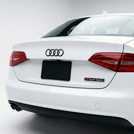 Emblemă Audi Sport pentru portbagaj / haion, Negru cu scris Crom