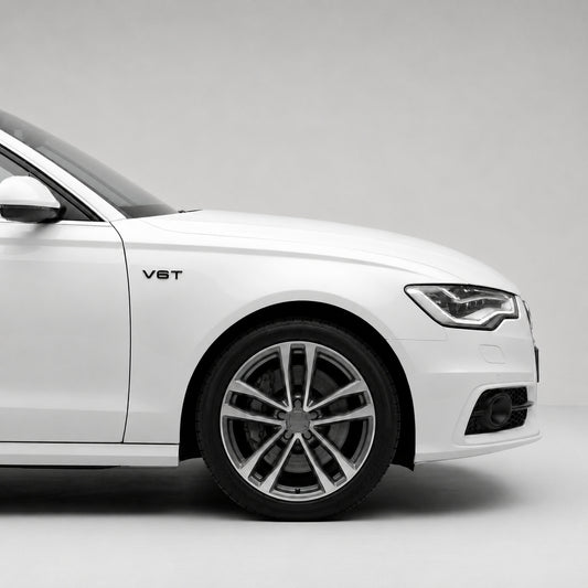 Set 2 embleme Audi V6T pentru aripi, Negru Lucios