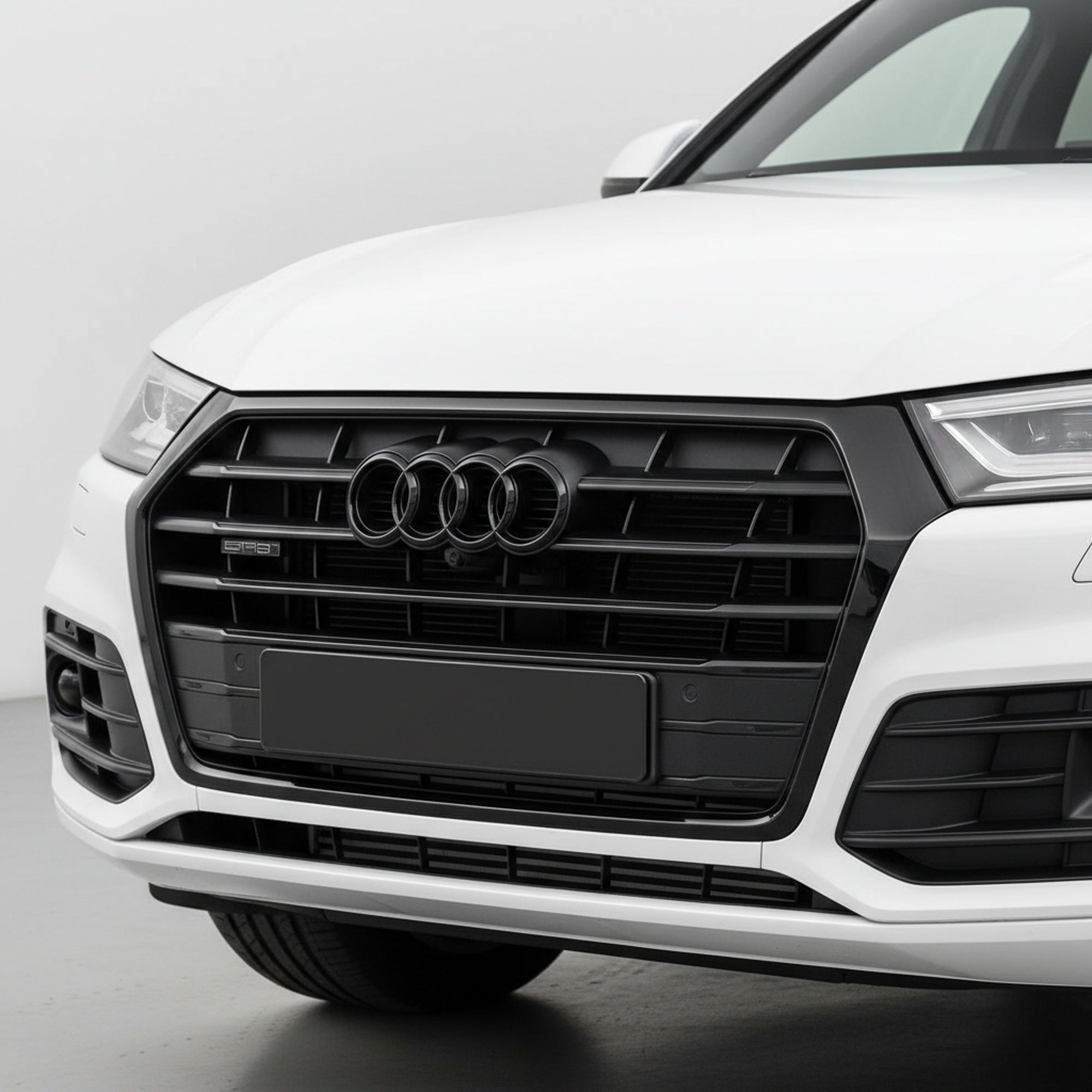 Emblema fata Audi 285mm