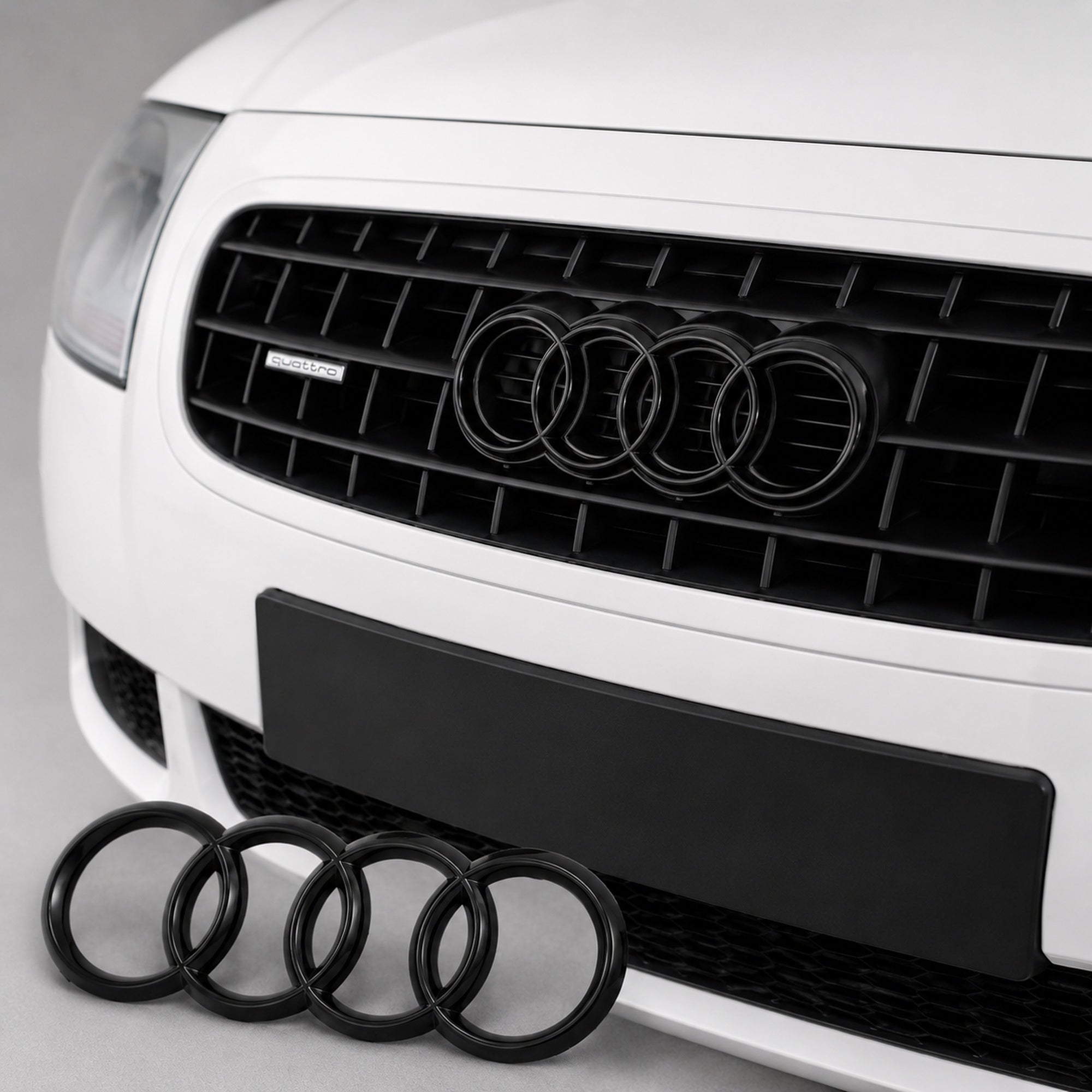 Set embleme Audi TT / TTS 8N, 249+177 mm, Negru Lucios