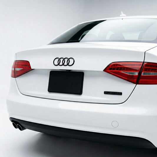 Emblemă Audi quattro pentru portbagaj / haion, Negru Lucios