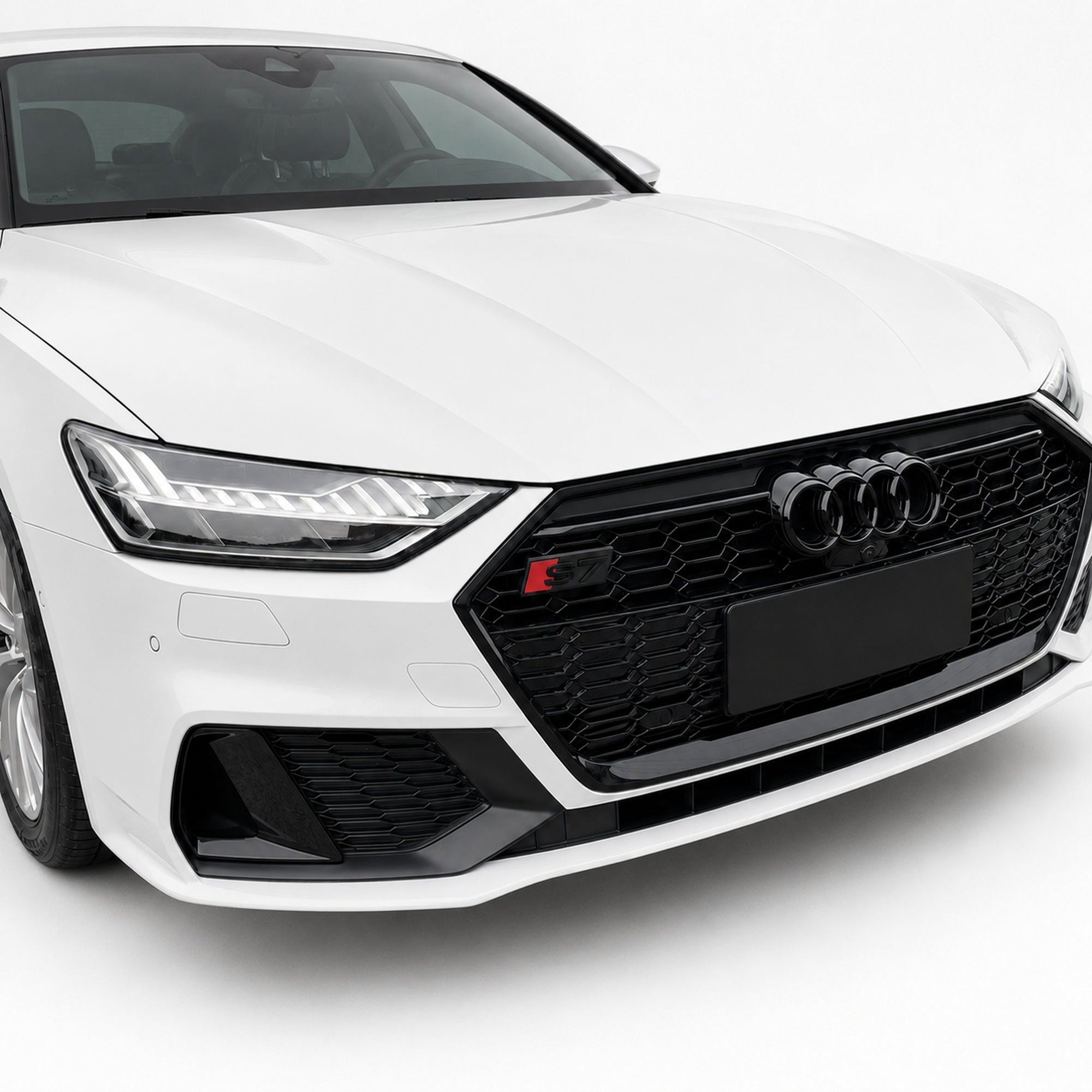 Emblemă Audi S7 pentru grilă fagure, 7 × 2,2 cm, Negru Lucios