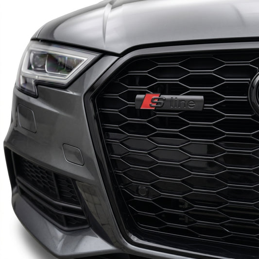 Emblemă Audi S line metalică pentru grilă fagure, Negru Lucios